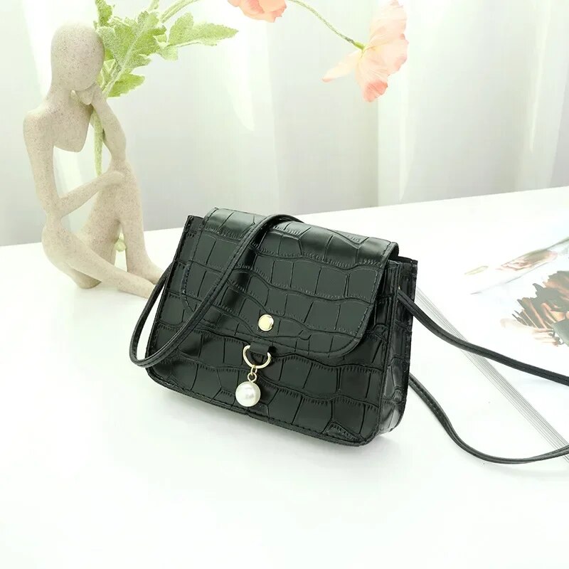 1Pc Stylish Crocodile Pattern Shoulder Bag, Ladies' Mini Square Crossbody Bag, Trendy Boutique Collection Highly Recommended